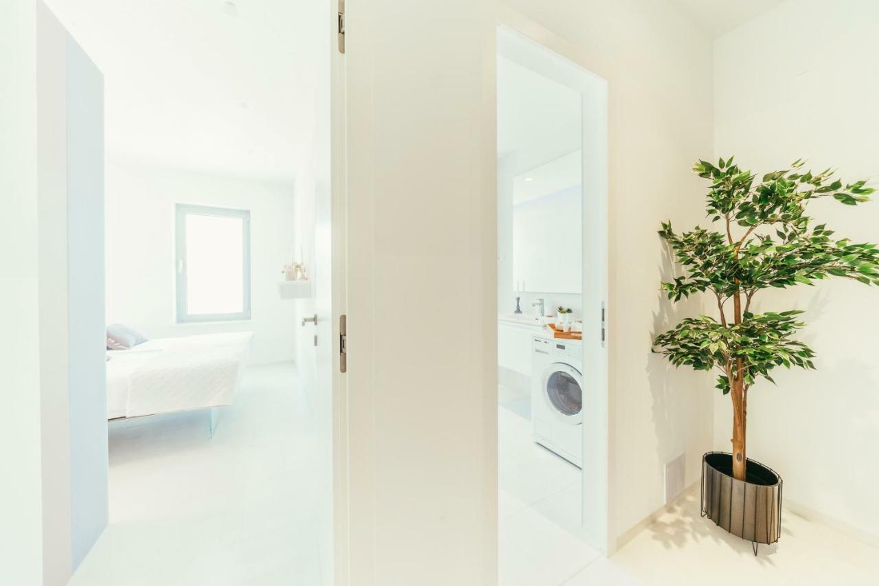 Unique Luxury Designers Apartment Right Next To The Beach Sukošan Extérieur photo