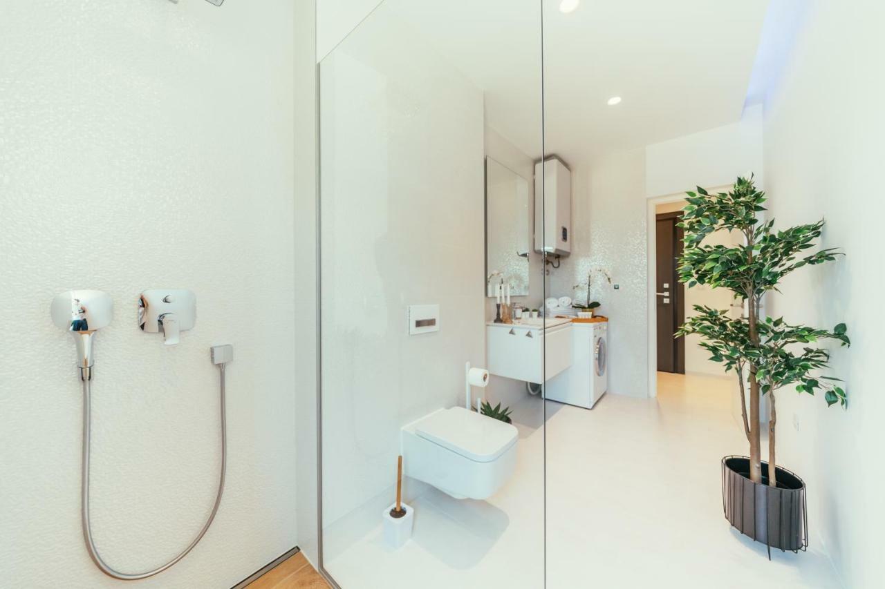 Unique Luxury Designers Apartment Right Next To The Beach Sukošan Extérieur photo